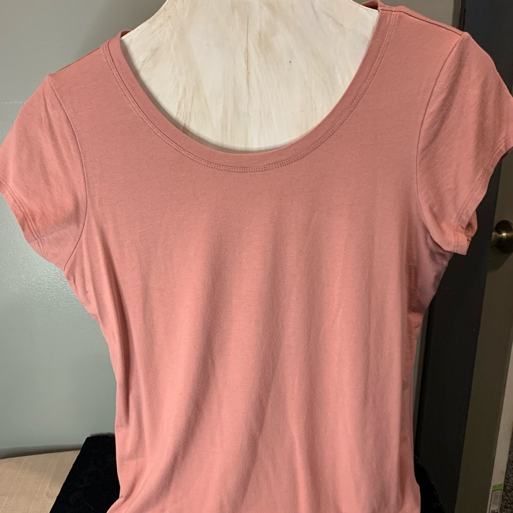 Tahari Pink Fitted Cap Sleeve Tee